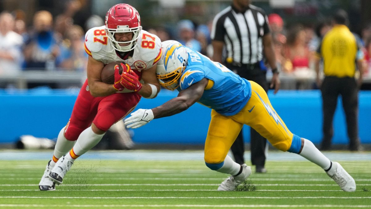 Kansas Town Chiefs 17, Los Angeles Chargers 10