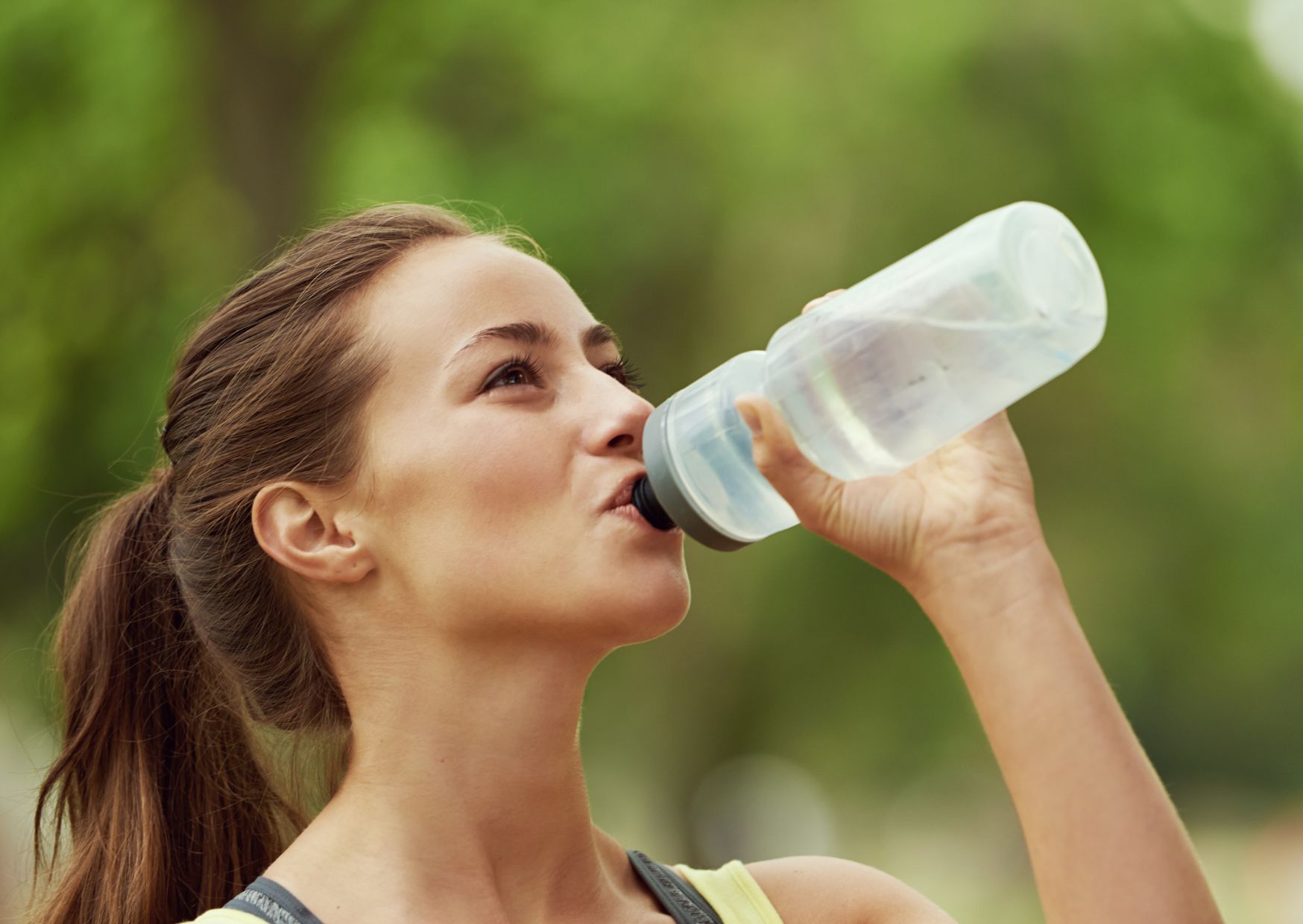 Does Drinking Water Help You Lose Weight?